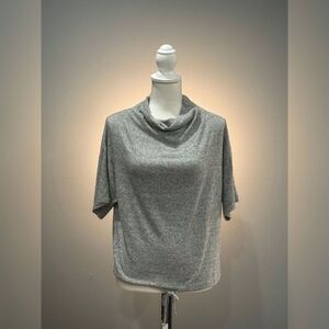 Gray Ginger G Cowl Neck Wide Fit Top Size S EUC